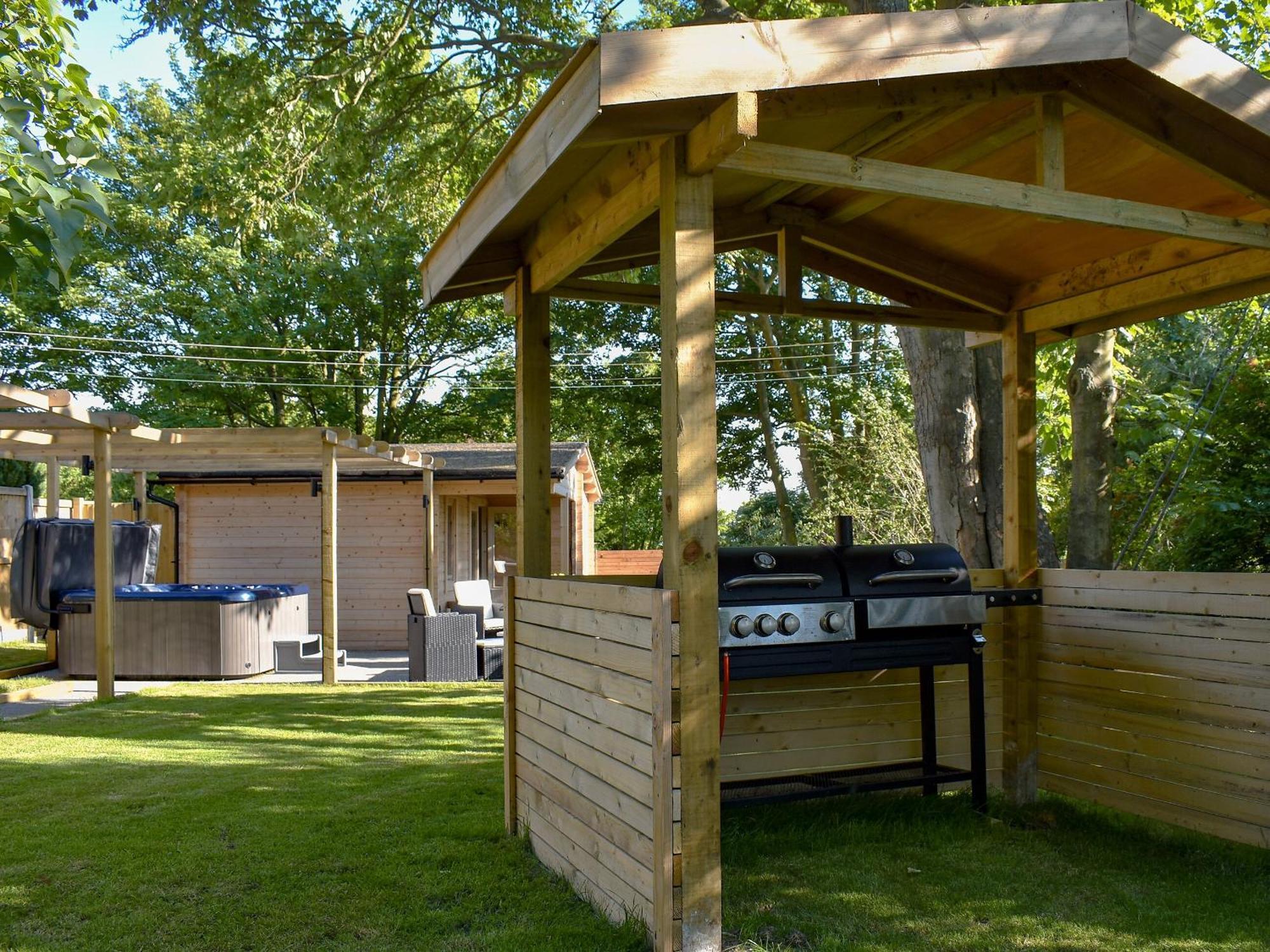 Poppy Lodge ماينستر المظهر الخارجي الصورة